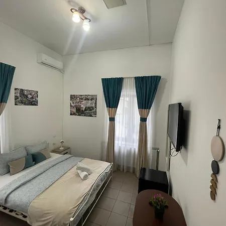 David Apartman *